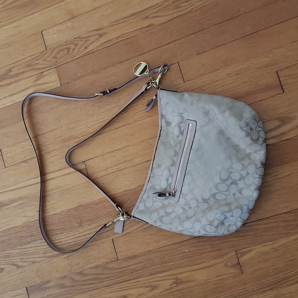 Authentic Coach Purse - Picture 4 of 4